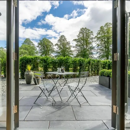 The Corner At The Heaning Estate بيت للعطل ويندرمير